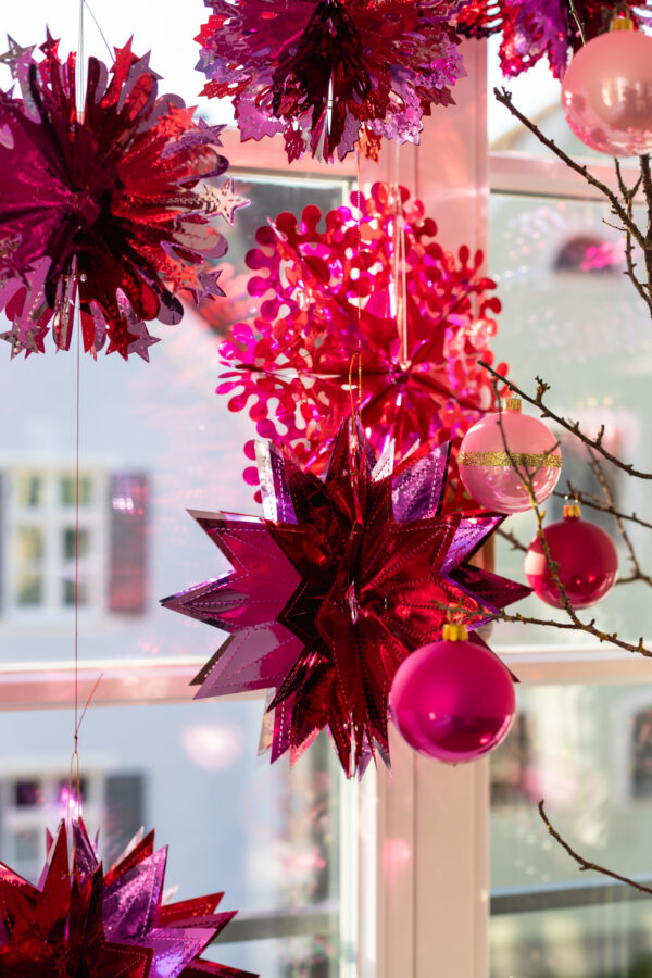 Glitzerschmuck Blume rot-fuchsia, flach – Bild 2